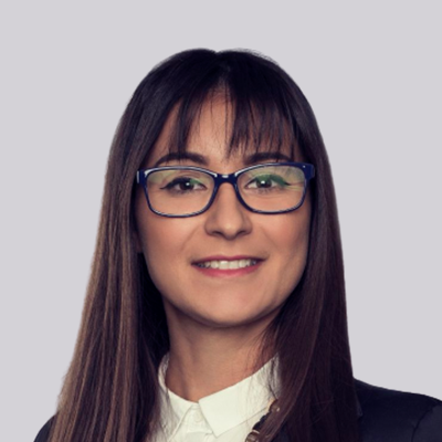 Szimóna Kömény
